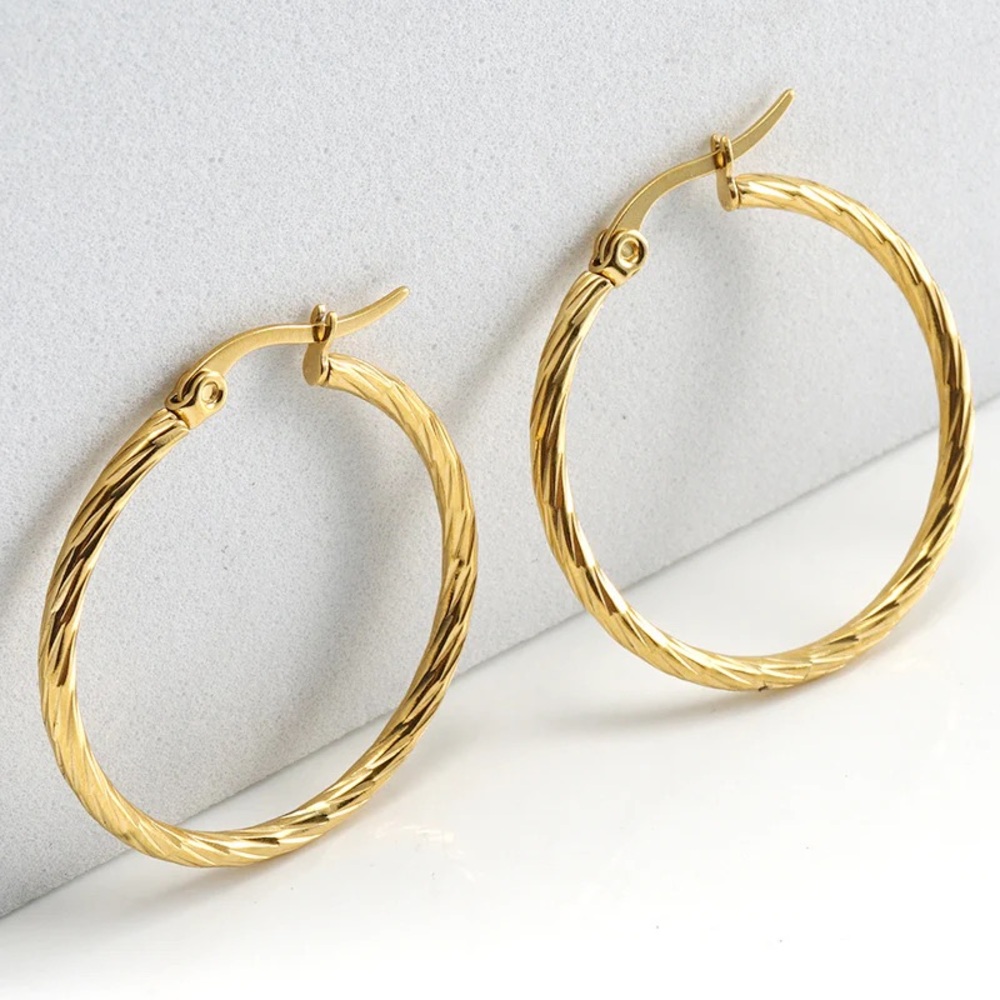NEW💎18K Gold Plated Thin Hoop Earrings*Waterproof jewelry*the perfect loops*ZX